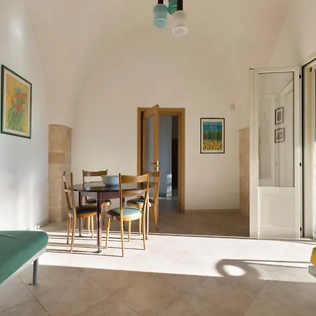 Casina Farnarari By Barbarhouse *